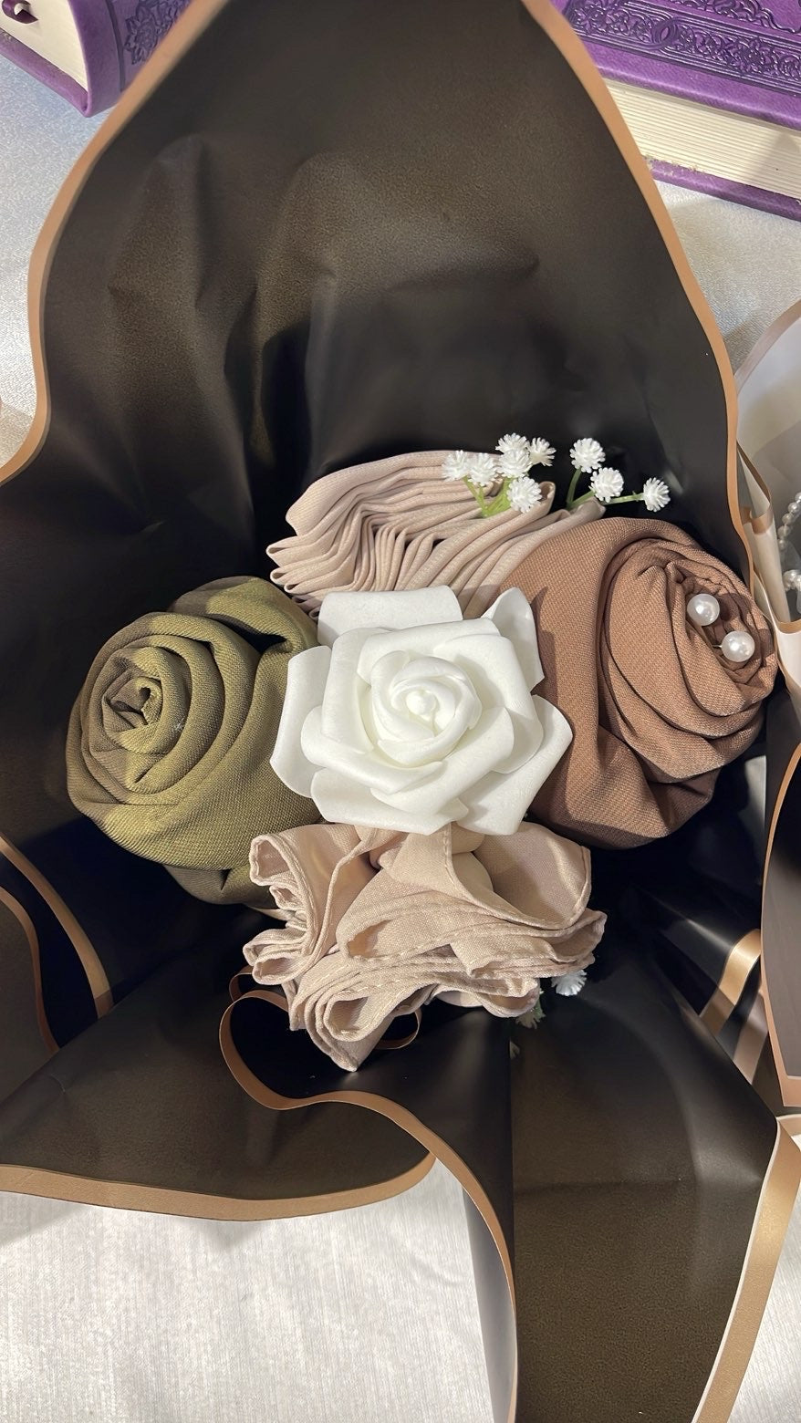 Bouquets de voiles avec fleurs décoratives incluses